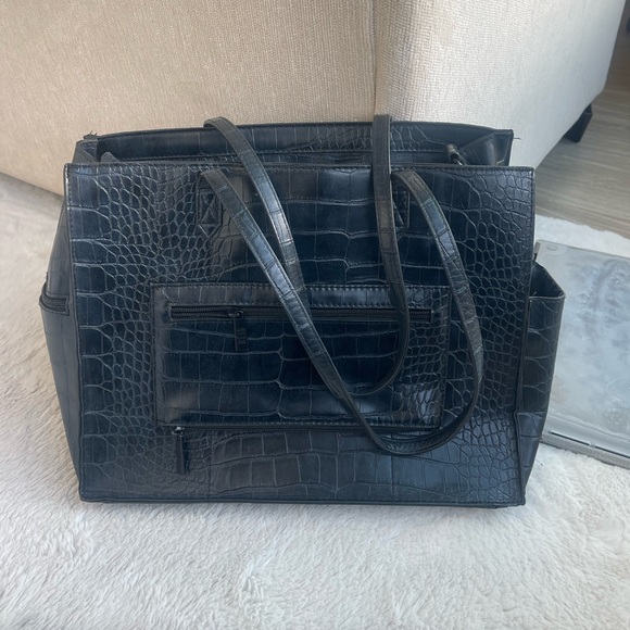 béis Handbags - Béis 'The Work Tote' In black croc